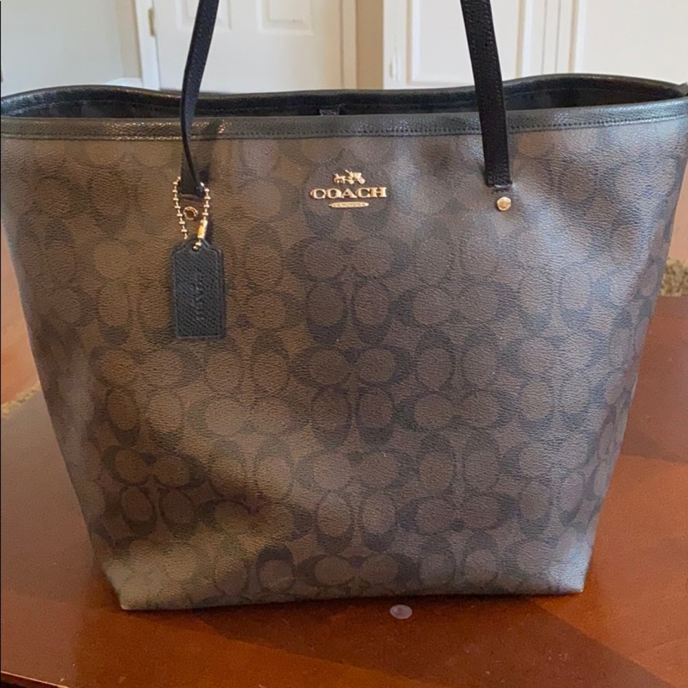 Coach extra large monogram shoulder bag
